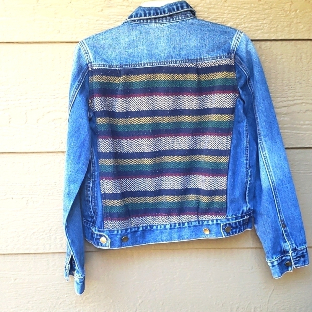 VINTAGE 90s jorj denim jacket by ford corporation Woven aztec back M
